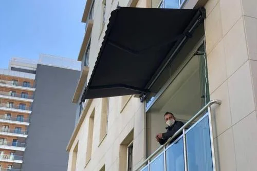 Manisa Salihli İçin En Uygun Mafsallı Tente Sistemleri Modelleri ve Renk Seçenekleri